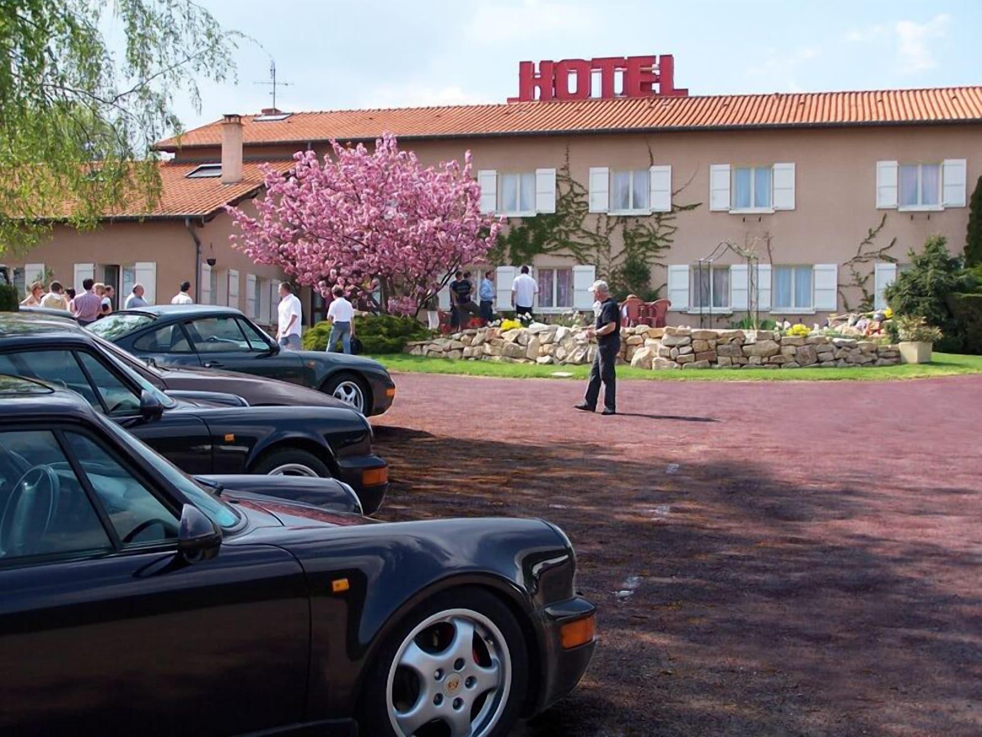 Logis Hotel Des Grands Vins Fleurie Esterno foto